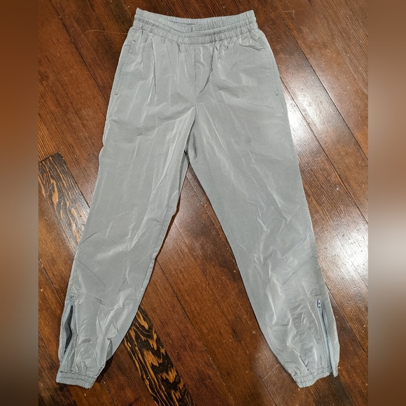 NWOT - 2XS (XXS) - Aritzia - TNA Dope Dyed Trackpant in Gray - Picture 4 of 14